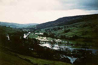 Spring Floods on the Swale.JPG (16969 bytes)